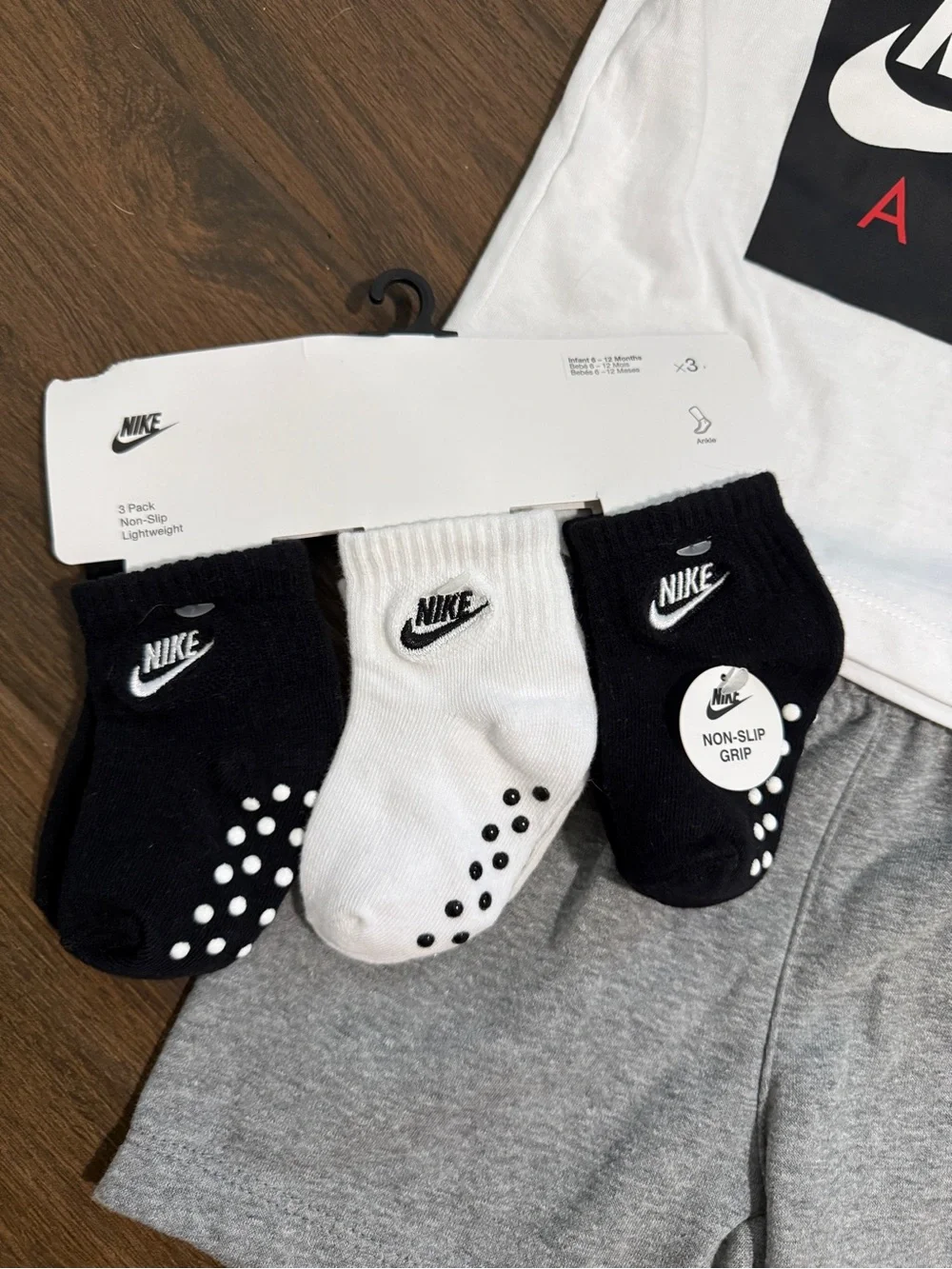 Toddler Boy Nike T-Shirt, Shorts & Sock Set